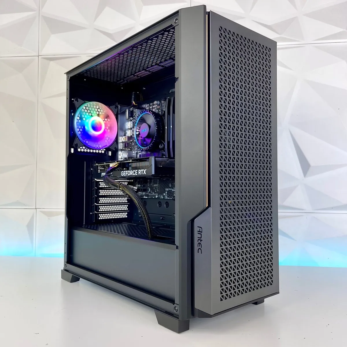 IGaming Core i5/i7 12700F | RTX 4060/4070 super/4070 ti super | 32GB DDR5 | P20 Blaze